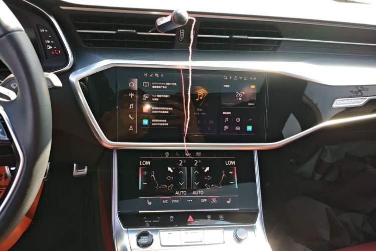 Used Audi A7L 2025 45 TFSI quattro Black Warrior Edition Audio And AC Panel