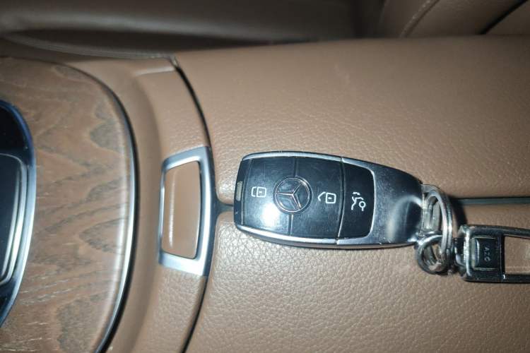 Used Mercedes-Benz E-Class New Energy 2021 E 350 e L Plug-in Hybrid Sedan