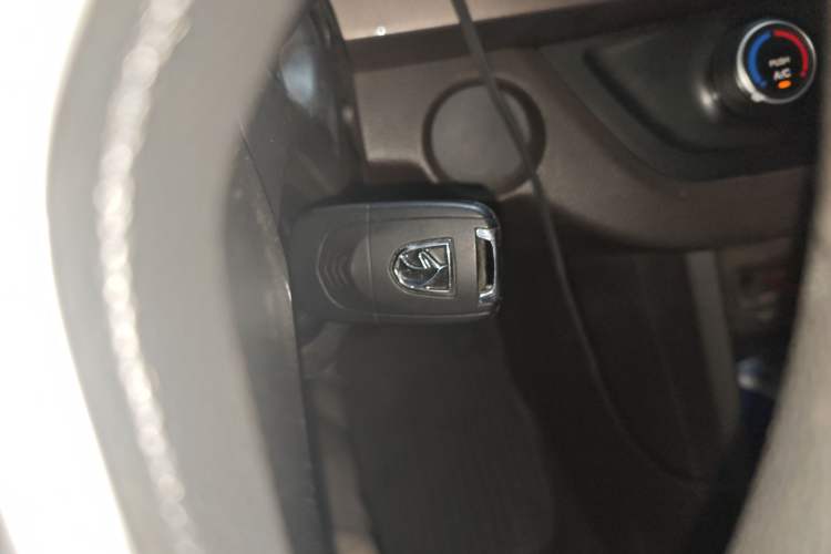 Used Baojun 310W 2017 1.5L Manual Comfort Version China V
