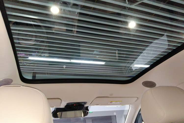 Used VOYAH COURAGE 2025 Model Four-Wheel-Drive Qiankun Edition Headliner