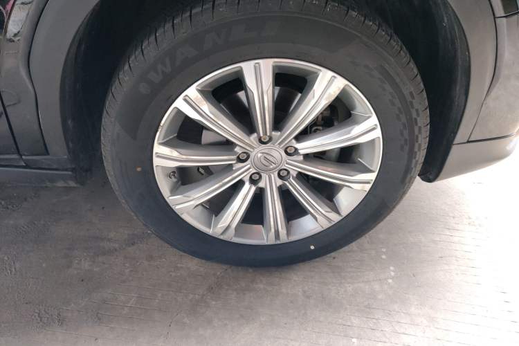 Used GAC Trumpchi GS8 2020 390T Two-Wheel Drive Luxury Smart Connectivity Version (7 Seats) Right Front Wheel Hub