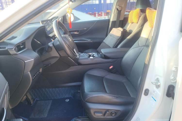 Used Toyota Venza 2022 Dual-Engine 2.5L CVT Four-Wheel Drive Supreme Edition
