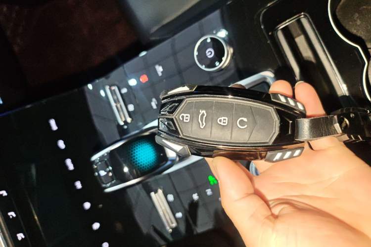 Used Chery Tiggo 8 PLUS 2022 290TGDI DCT Haoting Edition+