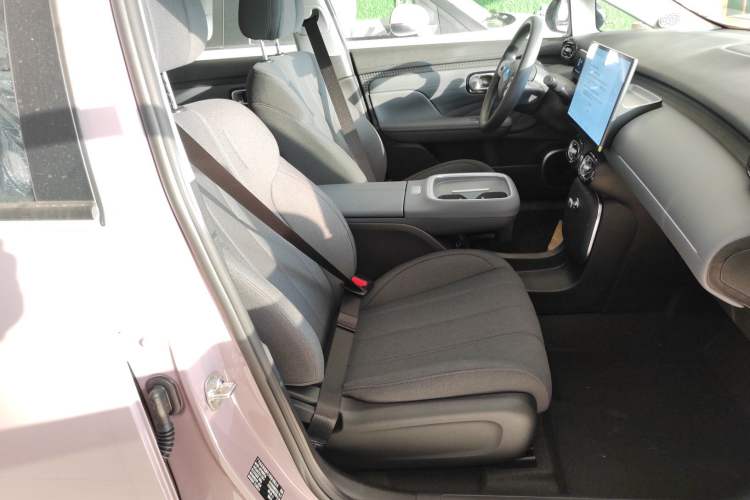 Used AION UT 2025 330 Starlight Edition
