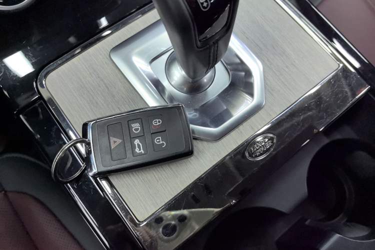 Used Land Rover Range Evoque 2023 Aurora L 249 PS Luxury Edition Vehicle Key