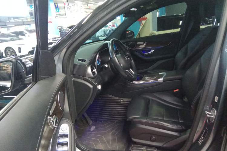 Used Mercedes-Benz GLC 2020 GLC 260 L 4MATIC Luxury Model
