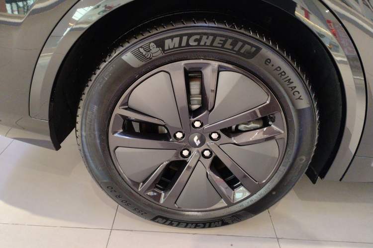 Used Li Auto L8 2024 Pro Model