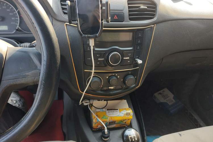 Used Wuling Hongguang 2014 1.2L Standard Model China IV