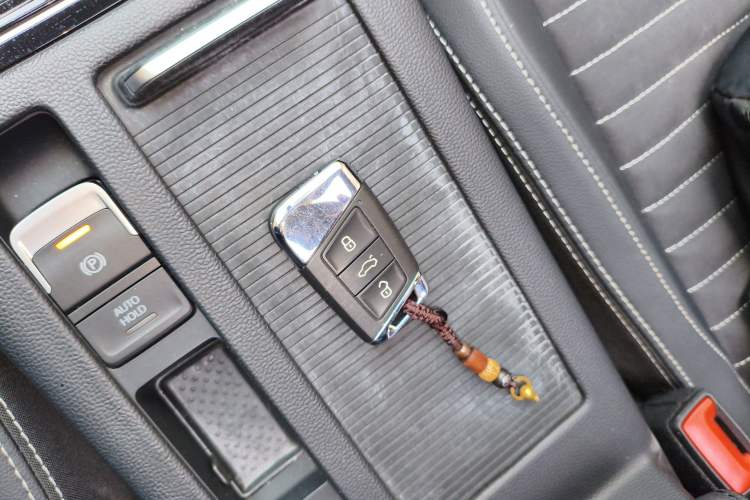 Used Volkswagen Magotan 2020 330TSI DSG Luxury Edition Vehicle Key