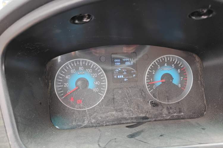 Used Jinbei Hiace X30 2023 1.5L Wealthy-Style Passenger Van 5/6/7-Seater Non-Air-Conditioned Version SWC15M Instrument Cluster