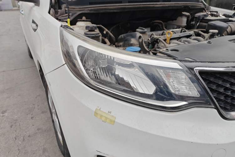 Used Kia K2 2015 Sedan 1.4L MT GLS
