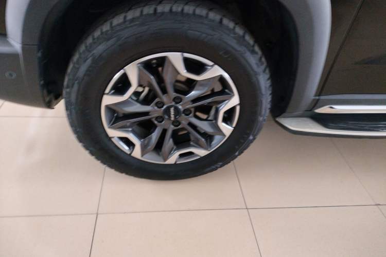 Used Haval DARGO 2022 2.0T DCT All-Wheel-Drive Xiaotianque Version Left Front Wheel Hub