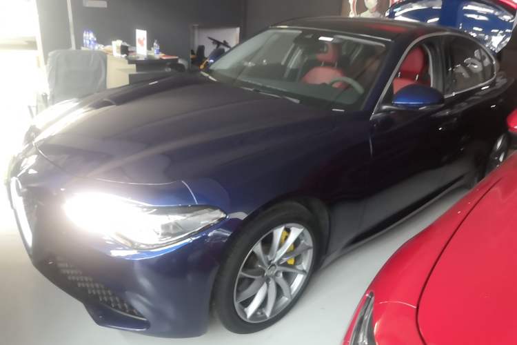 Used Alfa Romeo Giulia 2020 2.0T 280HP Luxury Edition