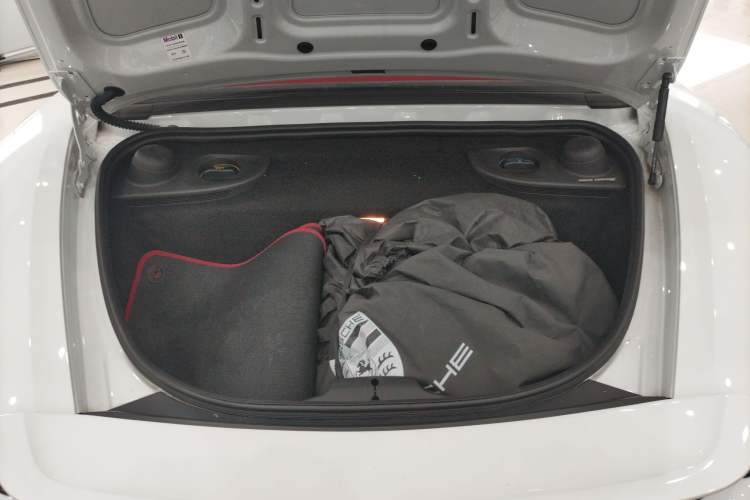 Used Porsche 718 2022 Boxster 2.0T Trunk