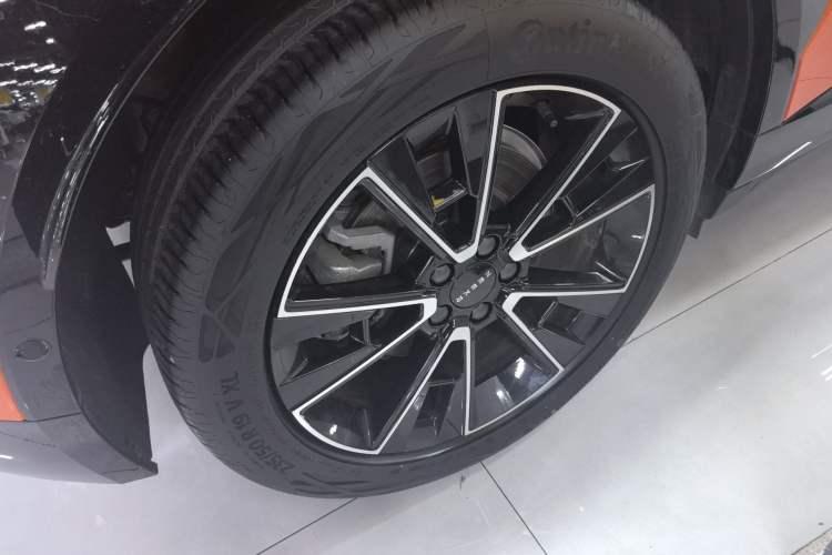 Used Zeekr X 2025 5-Seater Long-Range Version Right Rear Wheel Hub