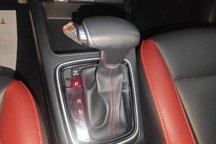 Used Kia KX Cross 2017 1.4L AT GLS