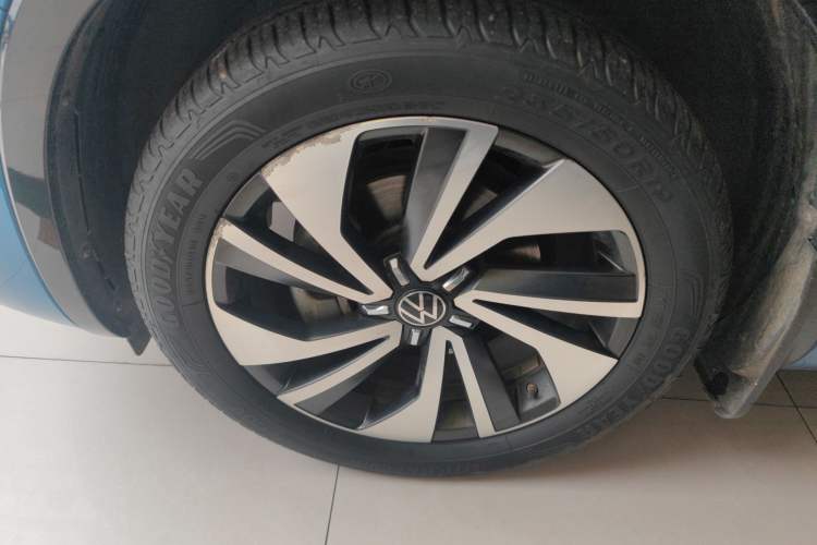 Used Volkswagen Tayron X 2023 330TSI Two-Wheel-Drive Prestige High-Energy Version Left Front Wheel Hub