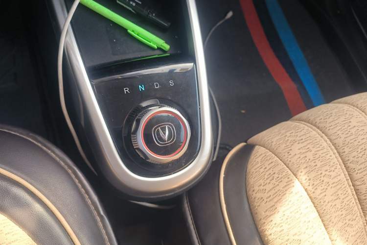 Used CHANGAN OSHAN Benni E-Star 2021 National Edition Xin Yue Version Lithium-Ion Battery Gear Lever