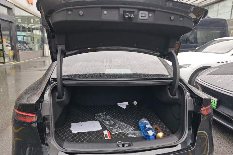 Used Nissan N7 2025 625 Max
