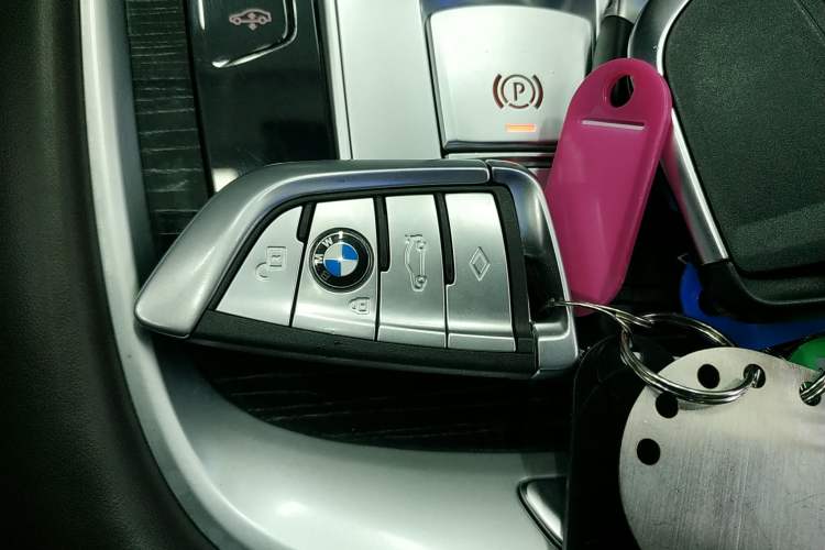 Used BMW 7 Series 2019 Restyled 740Li Leading Edition M Sport Package Vehicle Key