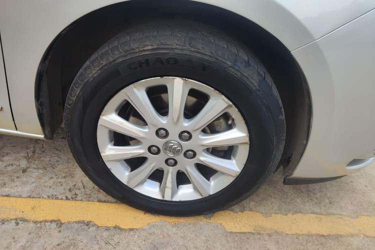 Used Buick GL8 2011 3.0L GT Luxury Business Haoya Edition