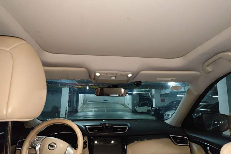 Used Nissan X-Trail 2014 2.5L CVT Luxury Edition 4WD
