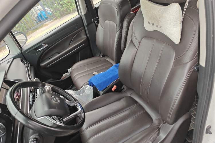 Used GAC Trumpchi M6 2019 270T DCT Luxury Edition (7-seater) China VI
