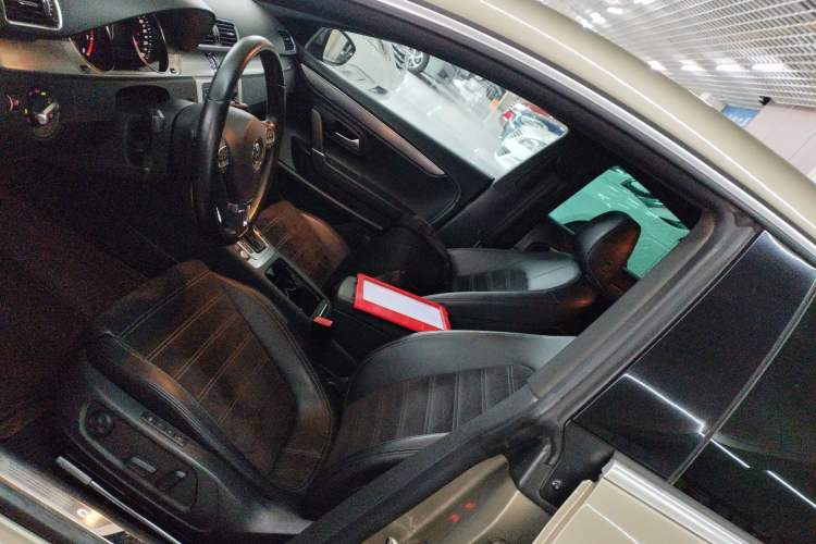 Used Volkswagen FAW-Volkswagen CC 2016 1.8TSI Luxury Model