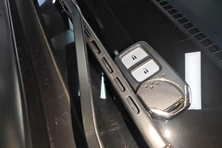 Used Honda LIFE 2021 1.5L CVT SPORT Heartbeat Edition