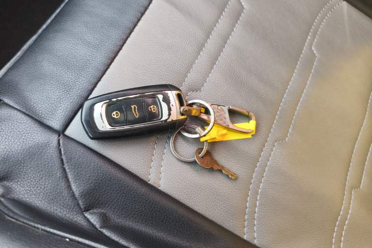 Used Geely Auto Emgrand 2018 1.5L Manual Upward Connect Edition Vehicle Key