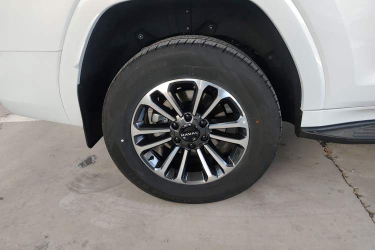 Used Haval H9 2024 2.0T Gasoline 4x4 Territory Edition Right Rear Wheel Hub