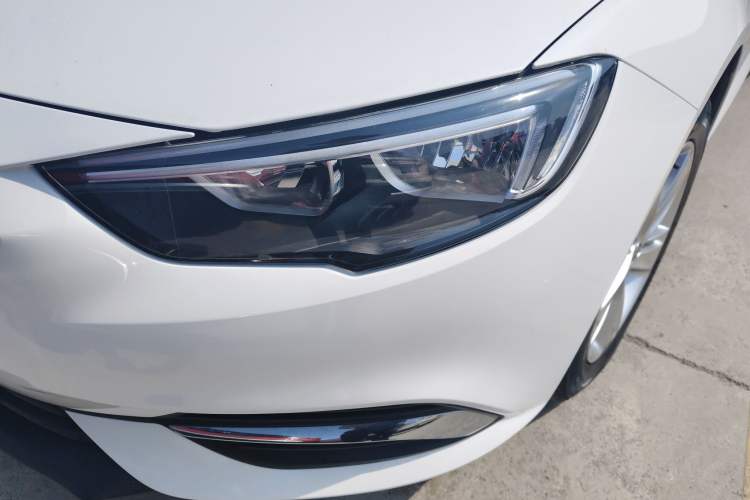 Used Buick Regal 2019 20T Elite Version China VI Standard Left Front Headlight