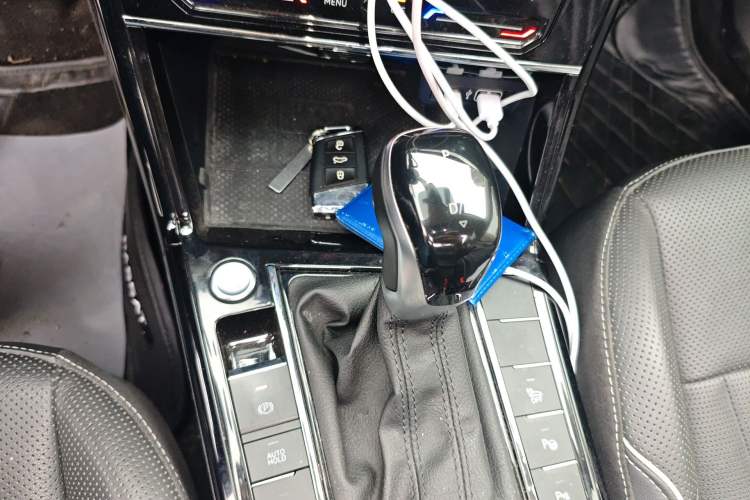 Used Volkswagen Passat New Energy 2022 430 PHEV Hybrid Luxury Edition Gear Lever