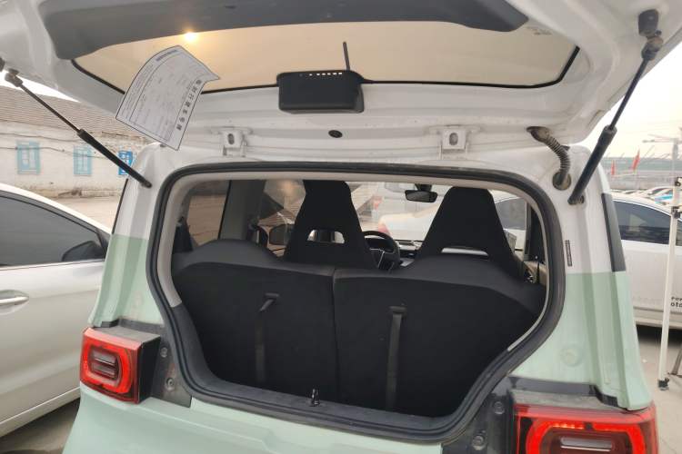 Used Wuling Hongguang MINIEV 2021 Macaron Premium Model – Lithium-NMC