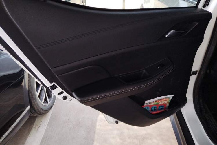 Used BYD Yuan New Energy 2019 EV360 Smart Connect Enjoyment Model