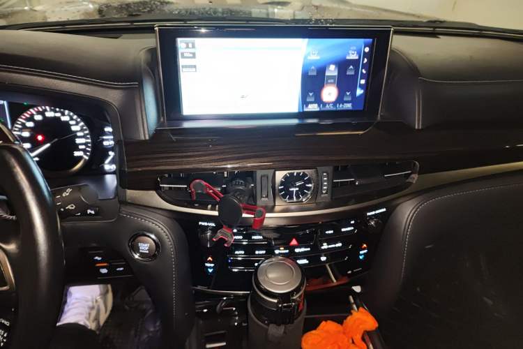 Used Lexus LX 2016 570 Prestige Luxury Edition
