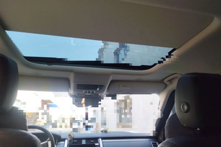 Used Land Rover Discovery 2023 Revised Version 360 PS R-Dynamic S
