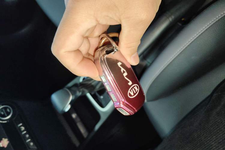 Used Kia kx1 Stonic 2021 1.4L CVT Sunroof Model Vehicle Key