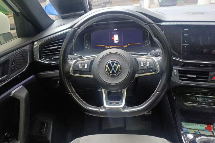 Used Volkswagen Tayron 2021 380TSI All-Wheel Drive R-Line Connected Version Steering Wheel