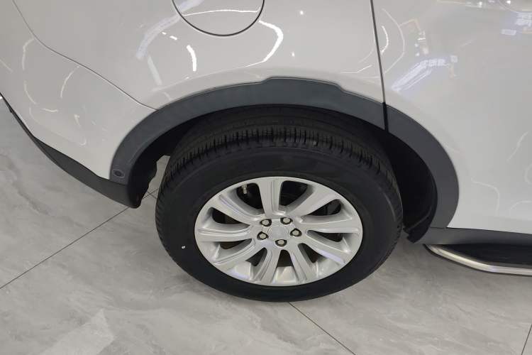 Used Land Rover Discovery Sport 2019 200PS PURE Edition China VI Standard