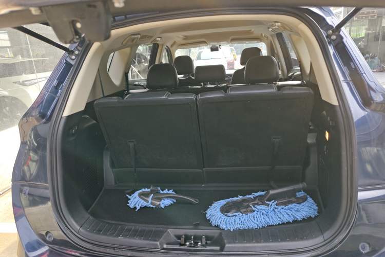 Used Dongfeng Fengon 580 2017 1.5T CVT Luxury Model
