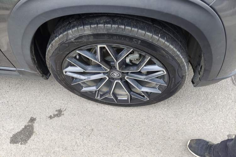 Used CHANGAN UNI-T 2022 1.5T Prestige Version Right Front Wheel Hub