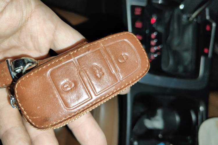 Used Volkswagen FAW-Volkswagen CC 2010 2.0 TSI Luxury Model Vehicle Key