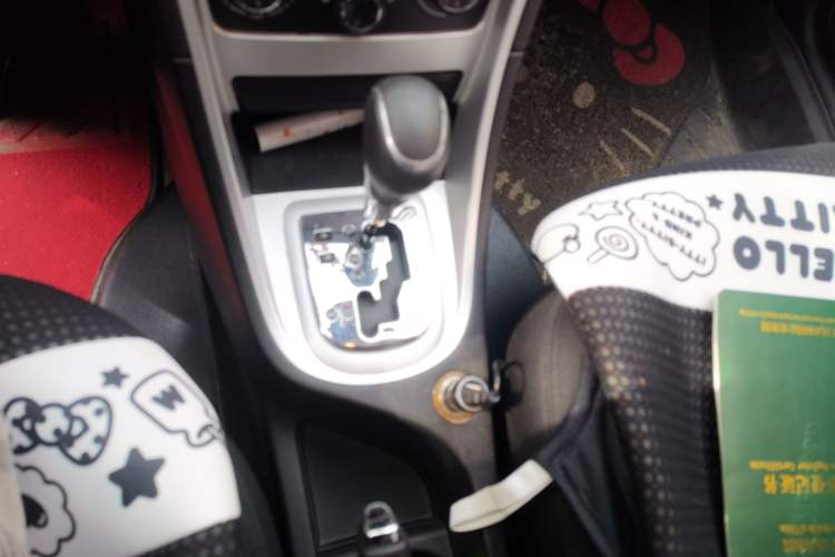 Used Peugeot 307 2012 Hatchback 1.6L Automatic Comfort Edition Gear Lever