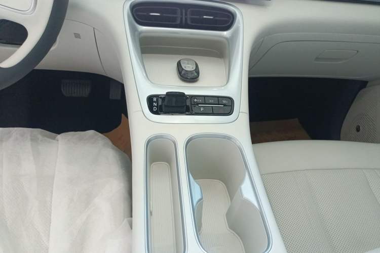 Used Geely Galaxy Geome 2025 310km Youth Edition Gear Lever
