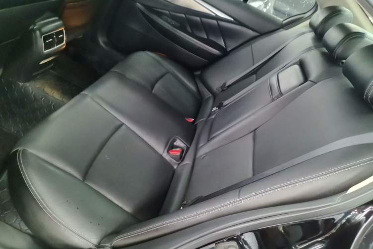 Used Infiniti Q50L 2016 2.0T Enjoyment Edition
