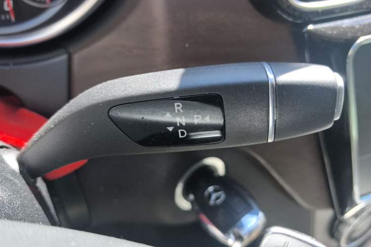 Used BAIC Off-Road BJ90 2021 3.0T Zhenrong Edition Gear Lever
