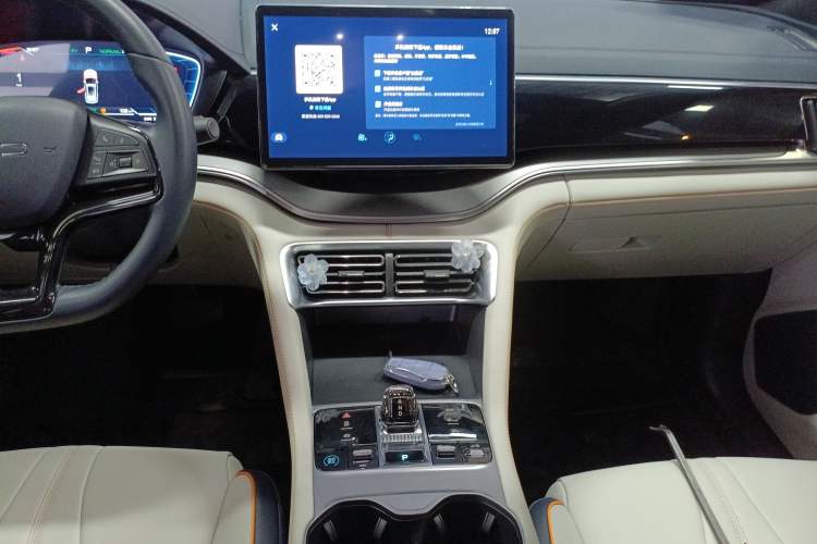 Used BYD Song PLUS New Energy 2023 Champion Edition DM-i 110KM Flagship Model Audio And AC Panel