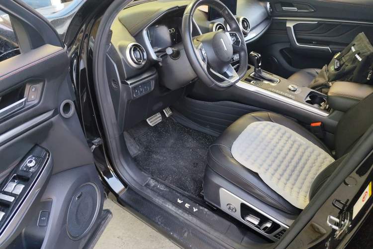 Used Wey VV5 2017 2.0T Flagship Edition Driver Seat