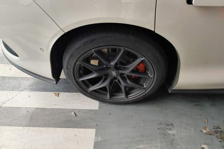 Used IM L6 2024 Max Enhanced Performance Edition
